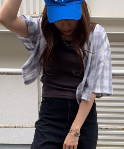 WEGO（ウィゴー）の「WEGO/タンク付きダメージショートシャツ（シャツ/ブラウス・レディース・ベージュ系その他2/グレー系その他2/ブラウン系その他2/ブラック系その他2・FREE）」の3枚目の写真