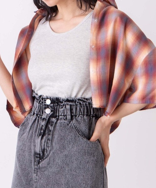 WEGO（ウィゴー）の「WEGO/タンク付きダメージショートシャツ（シャツ/ブラウス・レディース・ベージュ系その他2/グレー系その他2/ブラウン系その他2/ブラック系その他2・FREE）」の15枚目の写真