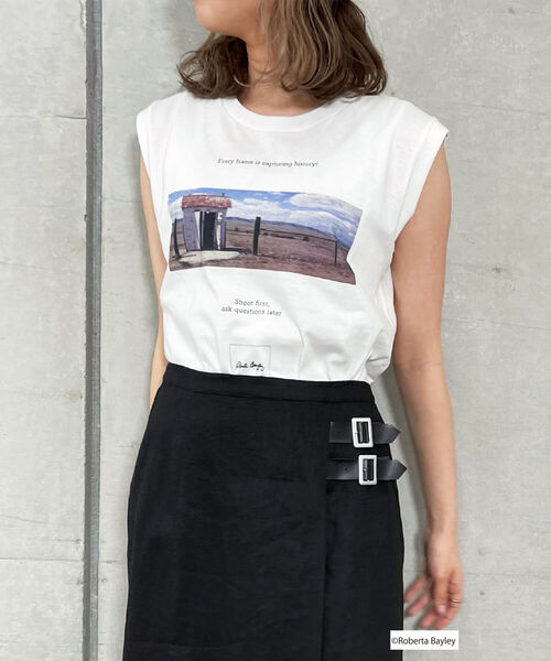 GOOD ROCK SPEED（グッドロックスピード）の「【GOOD ROCK SPEED/グッドロックスピード】フォトプリントノースリTシャツ（Tシャツ/カットソー・レディース・ホワイト系その他2/ホワイト系その他3/ホワイト系その他4・FREE）」の3枚目の写真