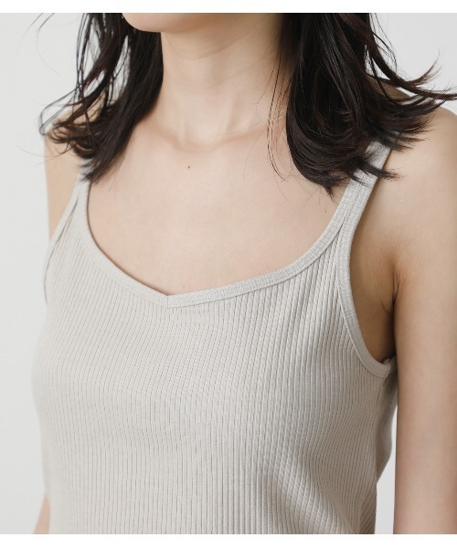 AZUL by moussy（アズールバイマウジー）の「BASIC 2WAY CAMISOLE/ベーシック2WAYキャミソール（キャミソール・レディース・ブラック/ライトベージュ/ホワイト/カーキ・MEDIUM/SMALL）」の13枚目の写真