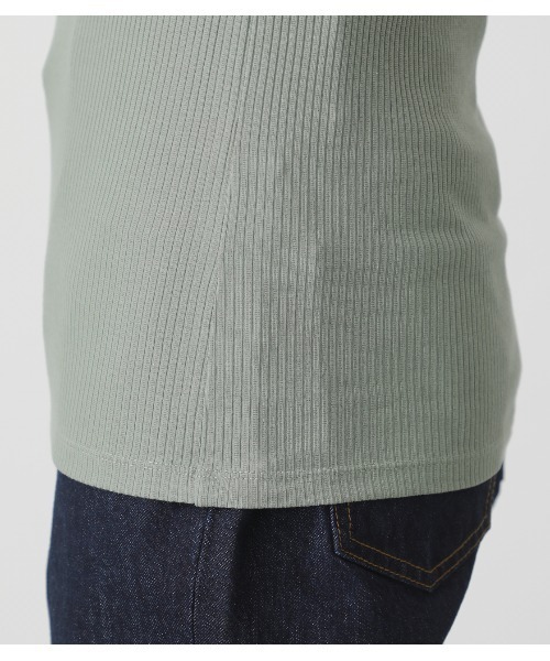 AZUL by moussy（アズールバイマウジー）の「BASIC 2WAY CAMISOLE/ベーシック2WAYキャミソール（キャミソール・レディース・ブラック/ライトベージュ/ホワイト/カーキ・MEDIUM/SMALL）」の16枚目の写真