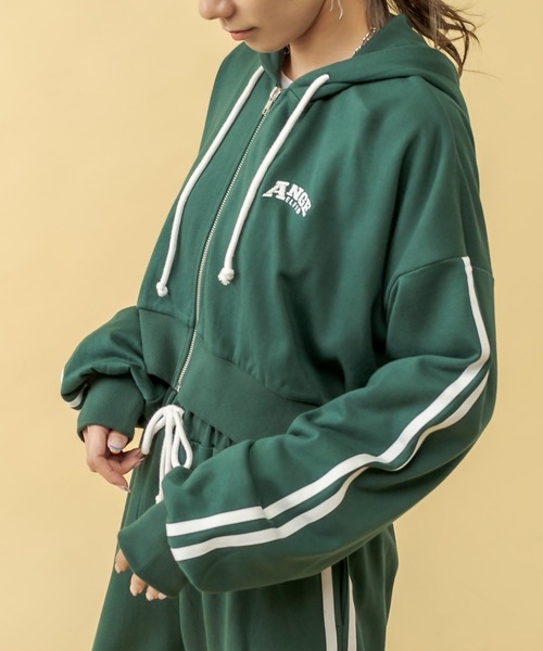 RASVOA(ラスボア)の「【セットアップ着用可】クロップド2ラインパーカー(パーカー・レディース・グレー/グリーン/ブラック・FREE)」の19枚目の写真