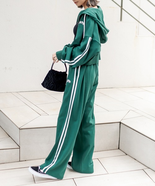 RASVOA(ラスボア)の「【セットアップ着用可】クロップド2ラインパーカー(パーカー・レディース・グレー/グリーン/ブラック・FREE)」の13枚目の写真