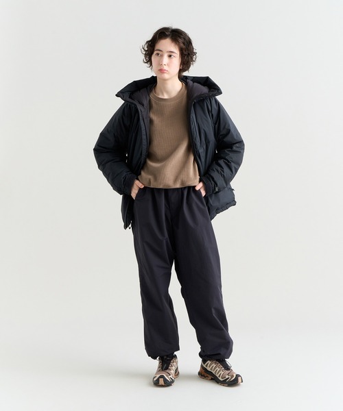 NANGA（ナンガ）の「AURORA TEX DOWN JACKET W(WOMEN)/オーロラテックス ダウンジャケット (ウィメンズ)（ダウンジャケット/コート・レディース・ブラック/ブラウン/カーキ/アイボリー/グレー系その他/ブラウン系/ライム・S/M/L/XL）」の20枚目の写真