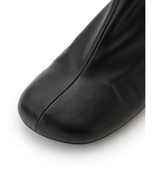 SNIDEL(スナイデル)の「スウェルショートブーツ(ブーツ・レディース・ブラック/モカ/ベージュ・MEDIUM/LARGE/SMALL)」の10枚目の写真
