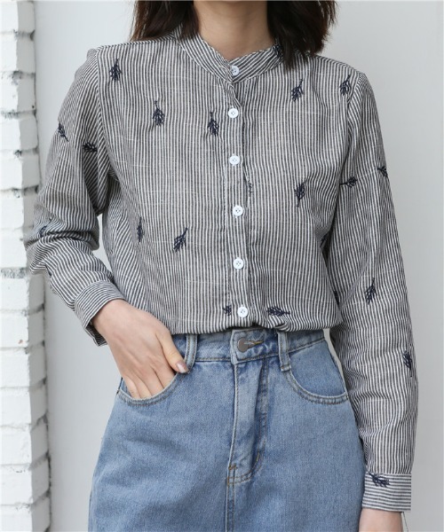 MAISON DE THERESE(メゾン ド テレーズ)の「長袖刺繍シャツブラウス(シャツ/ブラウス・レディース・グレー・M/L/S/X-LARGE)」の4枚目の写真