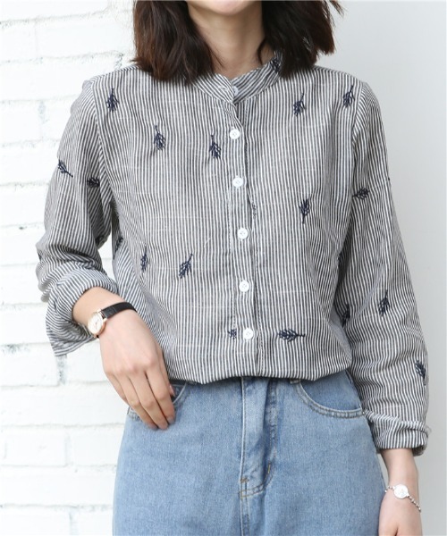 MAISON DE THERESE(メゾン ド テレーズ)の「長袖刺繍シャツブラウス(シャツ/ブラウス・レディース・グレー・M/L/S/X-LARGE)」の9枚目の写真