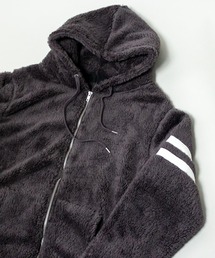 シャギーボアジップパーカー