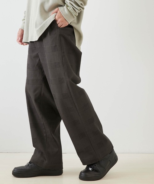 Craft Nicholson(クラフトニコルソン)の「ストレッチカツラギ タックワイドチノパンツ(チノパンツ・メンズ・ストライプ/ブラウン系その他/ネイビー/グレー系その他/グレー系その他2/ブラック・L/S/M)」の15枚目の写真