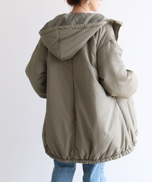 reca（レカ）の「ミドル丈中綿モンスターパーカー（ダウンジャケット/コート・レディース・アイボリー/ブラック/ベージュ/カーキ・M/L）」の14枚目の写真