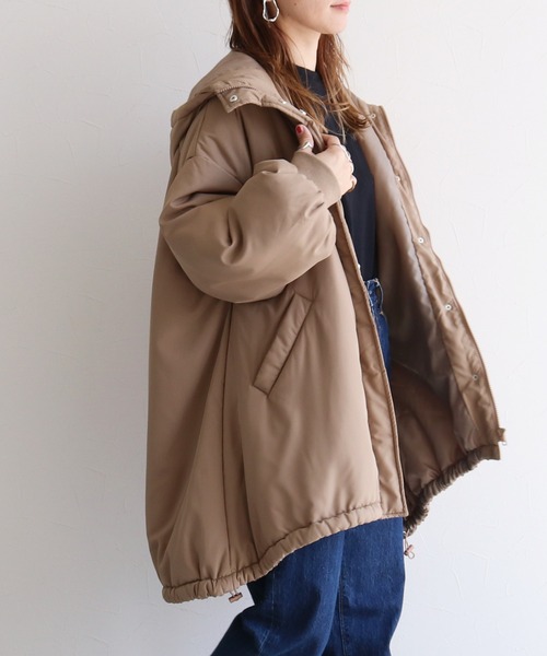 reca（レカ）の「ミドル丈中綿モンスターパーカー（ダウンジャケット/コート・レディース・アイボリー/ブラック/ベージュ/カーキ・M/L）」の11枚目の写真