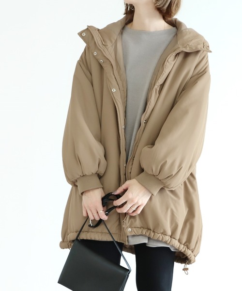 reca（レカ）の「ミドル丈中綿モンスターパーカー（ダウンジャケット/コート・レディース・アイボリー/ブラック/ベージュ/カーキ・M/L）」の18枚目の写真