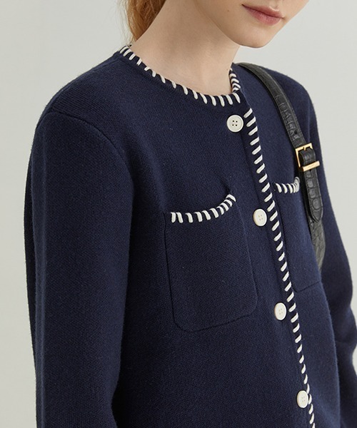 Fano Studios（ファノ ストゥディオズ）の「【Fano Studios】White stitch knit cardigan FQ21S110（カーディガン/ボレロ・レディース・ネイビー・M/L/S）」の4枚目の写真