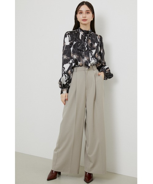 rienda(リエンダ)の「ロングワイドパンツ(スラックス・レディース・ライトグリーン/ブラック/ライトベージュ・SMALL/MEDIUM)」の1枚目の写真