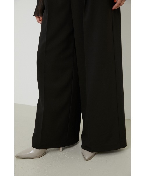 rienda(リエンダ)の「ロングワイドパンツ(スラックス・レディース・ライトグリーン/ブラック/ライトベージュ・SMALL/MEDIUM)」の19枚目の写真