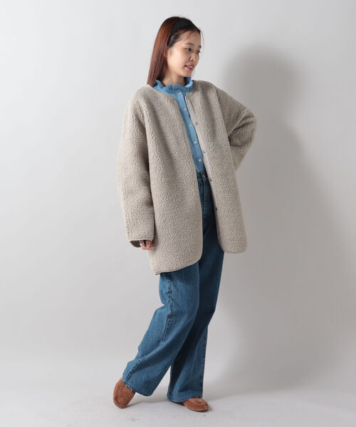 FREDY&GLOSTER(フレディアンドグロスター)の「【WEB限定】【別注】【Chevre-s/シェーブル】 パイピングボアコート(その他アウター・レディース・グレイッシュベージュ/サーモンピンク・38)」の15枚目の写真