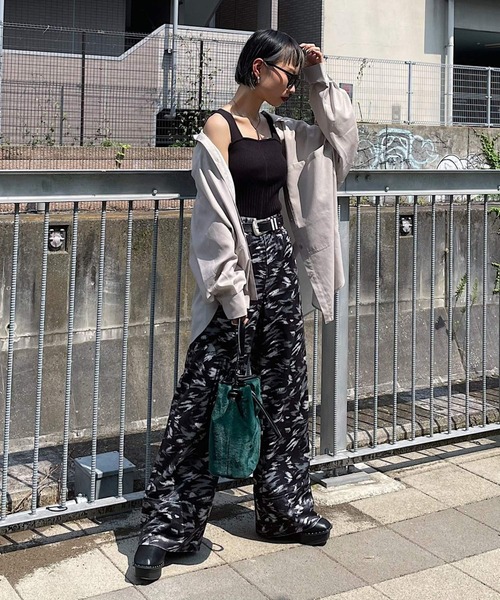 PAGEBOY（ページボーイ）の「スモークコールワイドパンツ（その他パンツ・レディース・ホワイト系その他/ブラック系その他・FREE）」の5枚目の写真