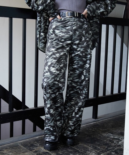 PAGEBOY（ページボーイ）の「スモークコールワイドパンツ（その他パンツ・レディース・ホワイト系その他/ブラック系その他・FREE）」の12枚目の写真