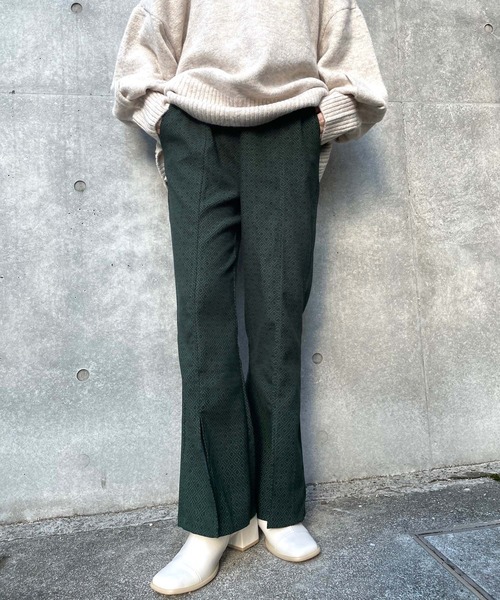 JUGLANS(ユグランス)の「☆ レトロなムード。幾何学柄フロントスリットフレアパンツ(その他パンツ・レディース・ブラック/ブラウン/オフホワイト/モスグリーン・FREE)」の21枚目の写真