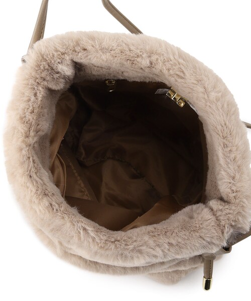DRESKIP（ドレスキップ）の「◆フェイクファーノットショルダー（ショルダーバッグ・レディース・チャコールグレー/ブラウン系1/アイボリー/アイボリー系/ベージュ・00）」の12枚目の写真