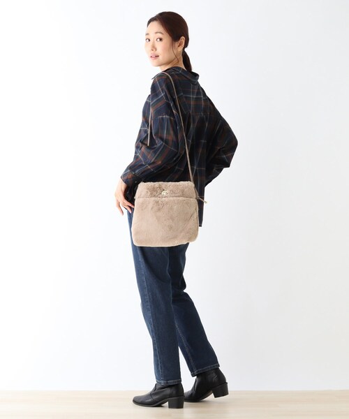 DRESKIP（ドレスキップ）の「◆フェイクファーノットショルダー（ショルダーバッグ・レディース・チャコールグレー/ブラウン系1/アイボリー/アイボリー系/ベージュ・00）」の14枚目の写真