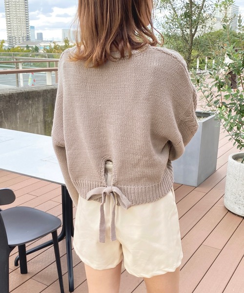 apres jour(アプレジュール)の「バックリボンケーブルニット【ZOZOTOWN限定アイテム】(ニット/セーター・レディース・アイボリー/ボルドー/ピンクベージュ/モカ/ラベンダー・X-LARGE/フリー)」の6枚目の写真
