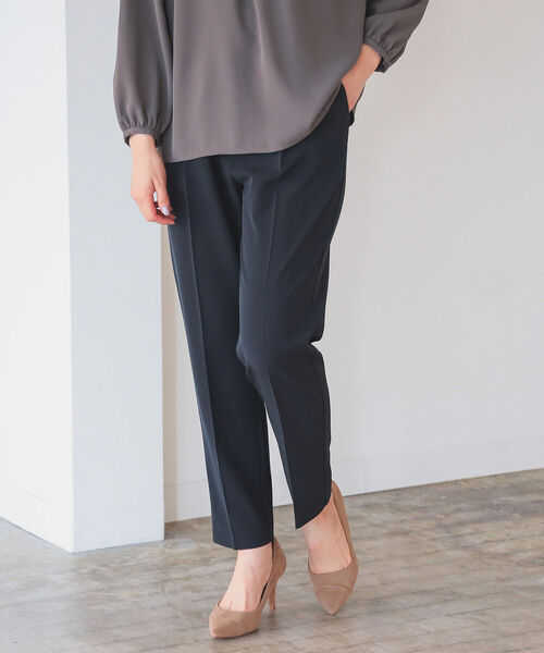 B:MING by BEAMS（ビーミングバイビームス）の「B:MING by BEAMS / ストレッチ テーパード パンツ 22SS-P（スラックス・レディース・ライトベージュ/ライトブラウン/ネイビー・LARGE/MEDIUM/SMALL/X-SMALL）」の8枚目の写真