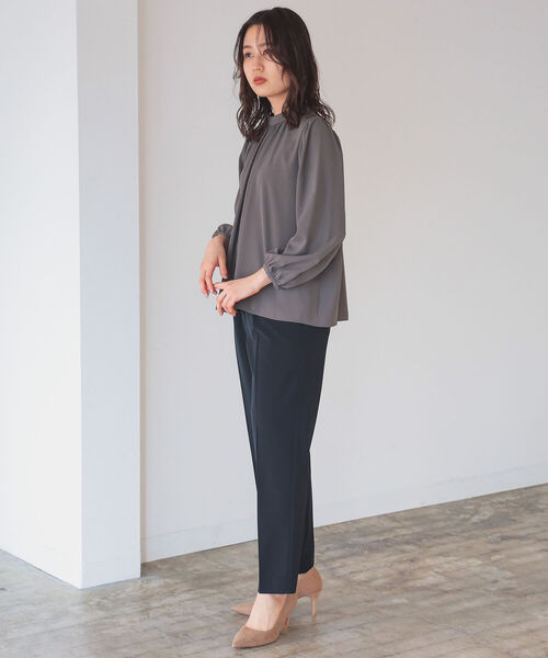 B:MING by BEAMS（ビーミングバイビームス）の「B:MING by BEAMS / ストレッチ テーパード パンツ 22SS-P（スラックス・レディース・ライトベージュ/ライトブラウン/ネイビー・LARGE/MEDIUM/SMALL/X-SMALL）」の10枚目の写真