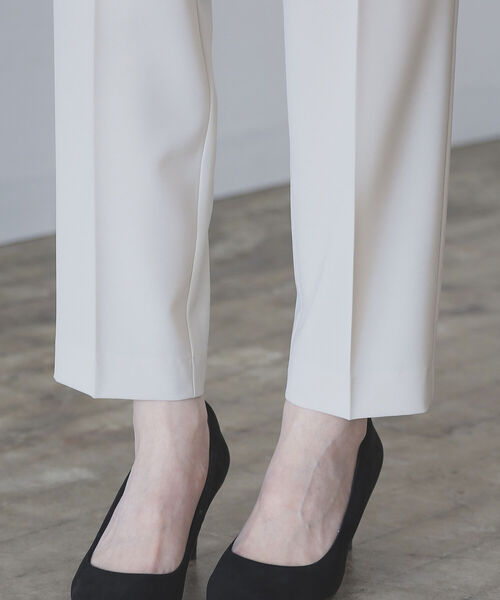 B:MING by BEAMS（ビーミングバイビームス）の「B:MING by BEAMS / ストレッチ テーパード パンツ 22SS-P（スラックス・レディース・ライトベージュ/ライトブラウン/ネイビー・LARGE/MEDIUM/SMALL/X-SMALL）」の17枚目の写真