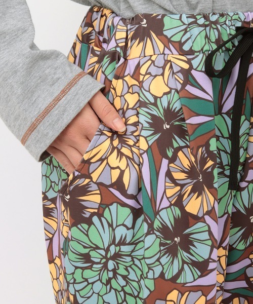 チチカカ（チチカカ）の「吸汗速乾ハイストレッチパンツ（その他パンツ・レディース・ブラック/パープル/その他1・FREE）」の13枚目の写真