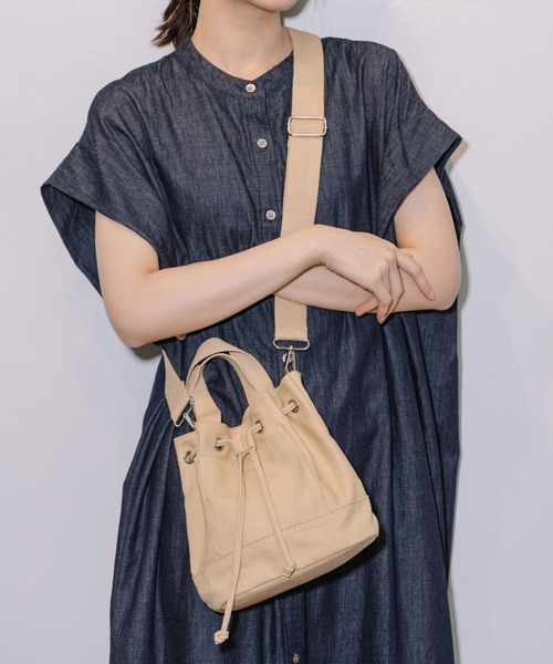 Munich(ミューニック)の「WEB限定 コットンキャンバス 2wayミニバッグ(ショルダーバッグ・レディース・アイボリー/ブラック/ベージュ・FREE)」の14枚目の写真