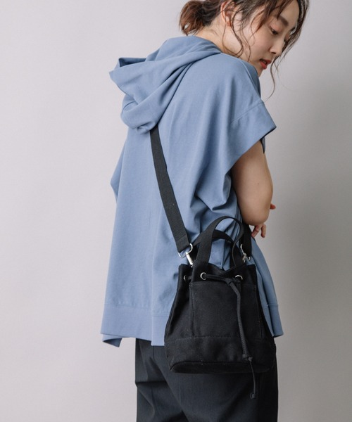 Munich(ミューニック)の「WEB限定 コットンキャンバス 2wayミニバッグ(ショルダーバッグ・レディース・アイボリー/ブラック/ベージュ・FREE)」の10枚目の写真