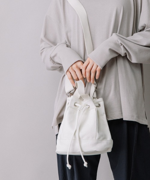 Munich(ミューニック)の「WEB限定 コットンキャンバス 2wayミニバッグ(ショルダーバッグ・レディース・アイボリー/ブラック/ベージュ・FREE)」の6枚目の写真