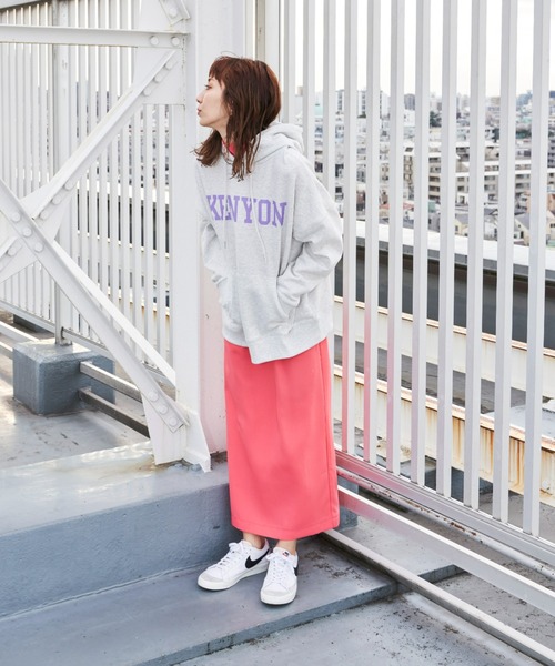 Auntie Rosa Holiday（アンティローザホリデー）の「裏毛ロゴスウェットパーカー（スウェット・レディース・オフホワイト/ネイビー/グレー/グリーン・FREE）」の5枚目の写真