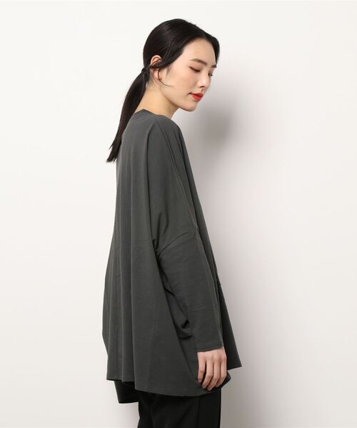 coca（coca）（コカ）の「ドルマンスリーブカットソートップス（Tシャツ/カットソー・レディース・ホワイト/チャコールグレー・ONE SIZE）」の3枚目の写真