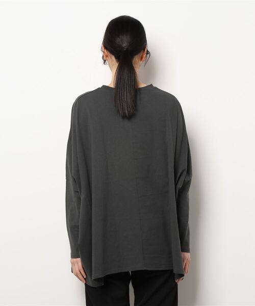 coca（coca）（コカ）の「ドルマンスリーブカットソートップス（Tシャツ/カットソー・レディース・ホワイト/チャコールグレー・ONE SIZE）」の4枚目の写真
