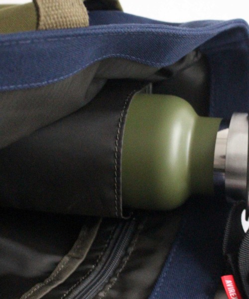 AVIREX（アヴィレックス）の「BERSA Ⅲ/ バーサ3/ トートバッグ / アヴィレックス / AVIREX（トートバッグ・メンズ・オフホワイト/ブラック/ネイビー・FREE）」の14枚目の写真