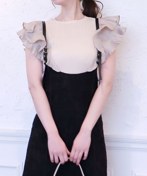 ROYAL PARTY(ロイヤルパーティー)の「異素材ラッフルトップス(ニット/セーター・レディース・ブラック/ベージュ/オフホワイト・FREE)」の3枚目の写真