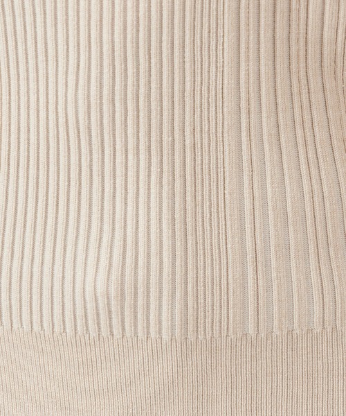 ROYAL PARTY(ロイヤルパーティー)の「異素材ラッフルトップス(ニット/セーター・レディース・ブラック/ベージュ/オフホワイト・FREE)」の9枚目の写真