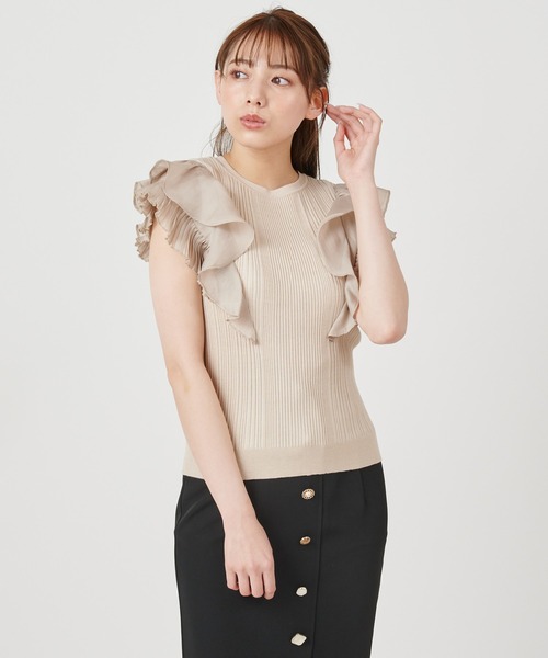 ROYAL PARTY(ロイヤルパーティー)の「異素材ラッフルトップス(ニット/セーター・レディース・ブラック/ベージュ/オフホワイト・FREE)」の11枚目の写真