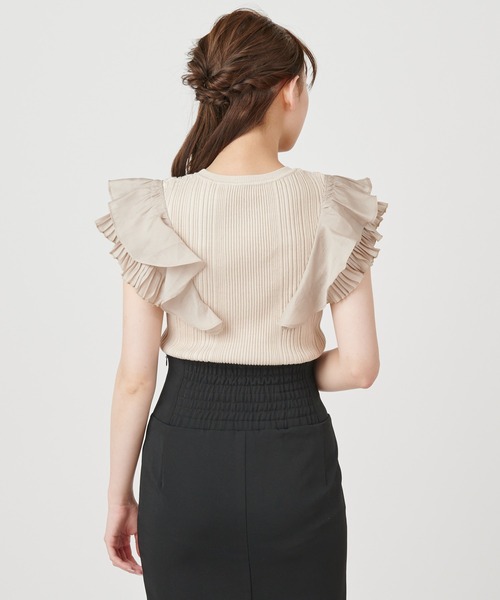 ROYAL PARTY(ロイヤルパーティー)の「異素材ラッフルトップス(ニット/セーター・レディース・ブラック/ベージュ/オフホワイト・FREE)」の16枚目の写真