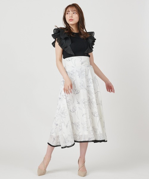 ROYAL PARTY(ロイヤルパーティー)の「異素材ラッフルトップス(ニット/セーター・レディース・ブラック/ベージュ/オフホワイト・FREE)」の10枚目の写真