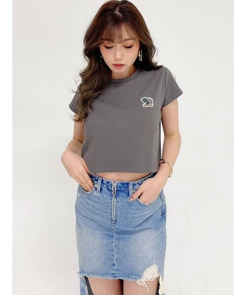 GYDA（ジェイダ）の「TYRANNOS G REX ワッペンショートTシャツ（Tシャツ/カットソー・レディース・チャコールグレー/ライトグレー/パープル/オフホワイト・FREE）」の7枚目の写真