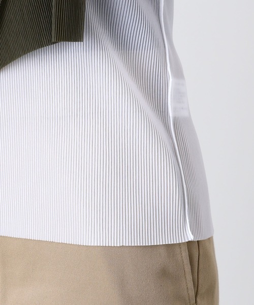 kotohayokozawa（コトハヨコザワ）の「kotohayokozawa NO SLEEVE TOP HIGH NECK TD22S-P02（タンクトップ・レディース・ベージュ/ホワイト/ブラック/ブルー/カーキ・FREE）」の15枚目の写真