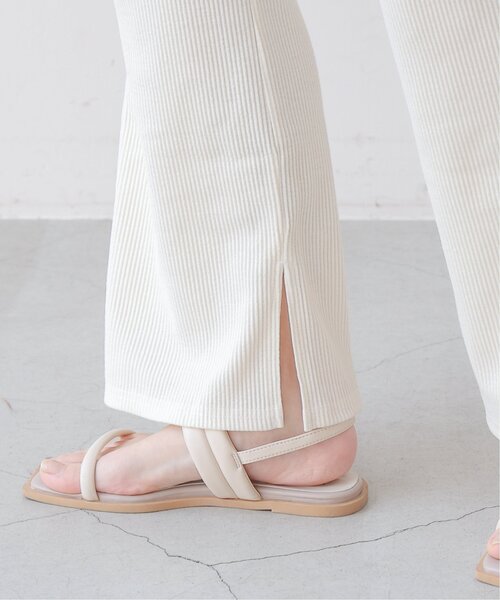 frames RAY CASSIN（フレームスレイカズン）の「スリット入り太リブパンツ（その他パンツ・レディース・サックスブルー/イエロー/キナリ・FREE）」の19枚目の写真