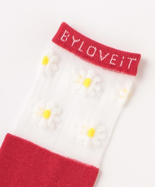 by LOVEiT(バイラビット)の「シアークルー丈ソックス(ソックス/靴下・キッズ・レッド/ブラック/グリーン/オフホワイト・L/M/S/LL)」の7枚目の写真