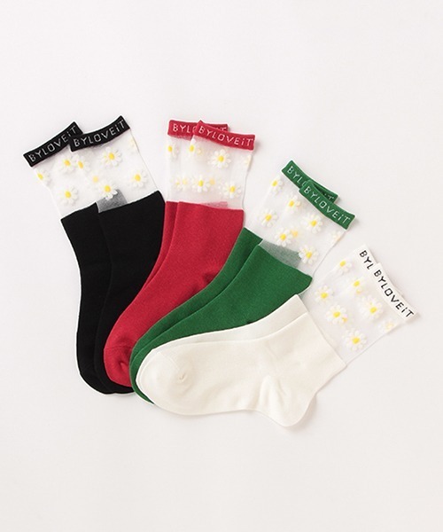 by LOVEiT(バイラビット)の「シアークルー丈ソックス(ソックス/靴下・キッズ・レッド/ブラック/グリーン/オフホワイト・L/M/S/LL)」の8枚目の写真