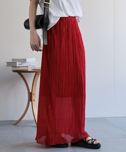 sakishimatokyo（サキシマトーキョー）の「【選べる素材】ストレートプリーツスカート【動画あり】（スカート・レディース・ブラック/グリーン/グレイッシュベージュ/ブラウン/ブルー/オフホワイト/ブラック系その他/ゴールド/シルバー/ブラック系その他2/グレー/レッド・FREE）」の10枚目の写真