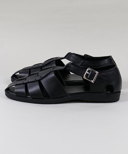 SPINNS（スピンズ）の「フェイクレザー グルカサンダル（サンダル・メンズ・ブラック・M/L）」の19枚目の写真