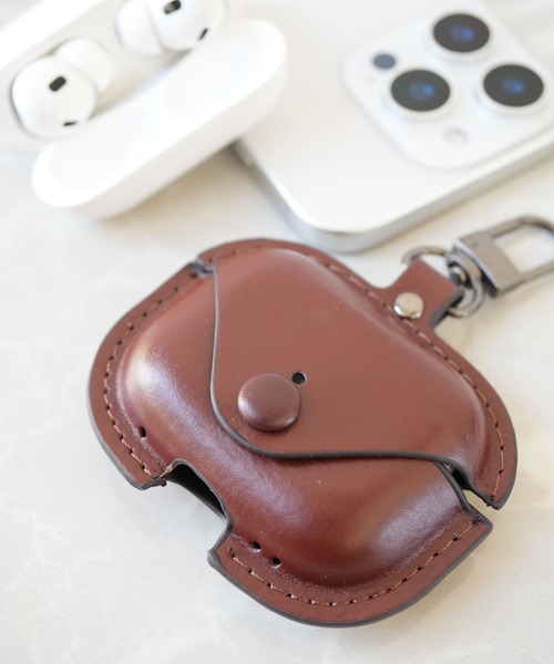 Port（ポート）の「フェイクレザー AirPods1/2 / AirPods Pro 専用 ソフト イヤフォンケース（ヘッドフォン/イヤホン・レディース・ブラック/ブラウン/ダークブラウン/ネイビー/ブラウン系その他/ダークグリーン・A/B）」の15枚目の写真